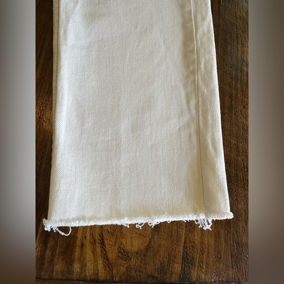 The Normal Brand | Hi-Rise Ankle Skimmer in White - Picture 6 of 12